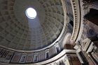 L'oculus sommital de la coupole du Panthéon